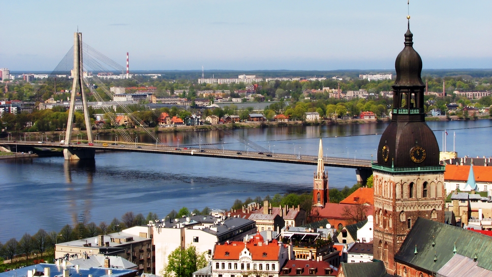 Baltic Capitals and Jewish Heritage